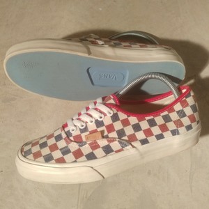 red og authentic lx sneakers