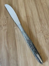 Stylecraft SYF2 Japan Stainless Black SINGLE ROSE Serrated Dinner Knife 8 3/8"