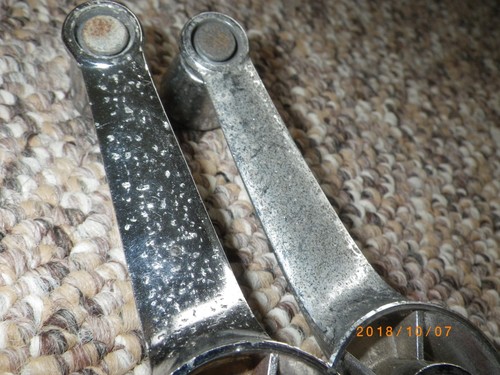 Set of 2 - 60s Chrysler Plymouth Car Window Crank Handles Vintage Rat Rod 14032 - Picture 7 of 9