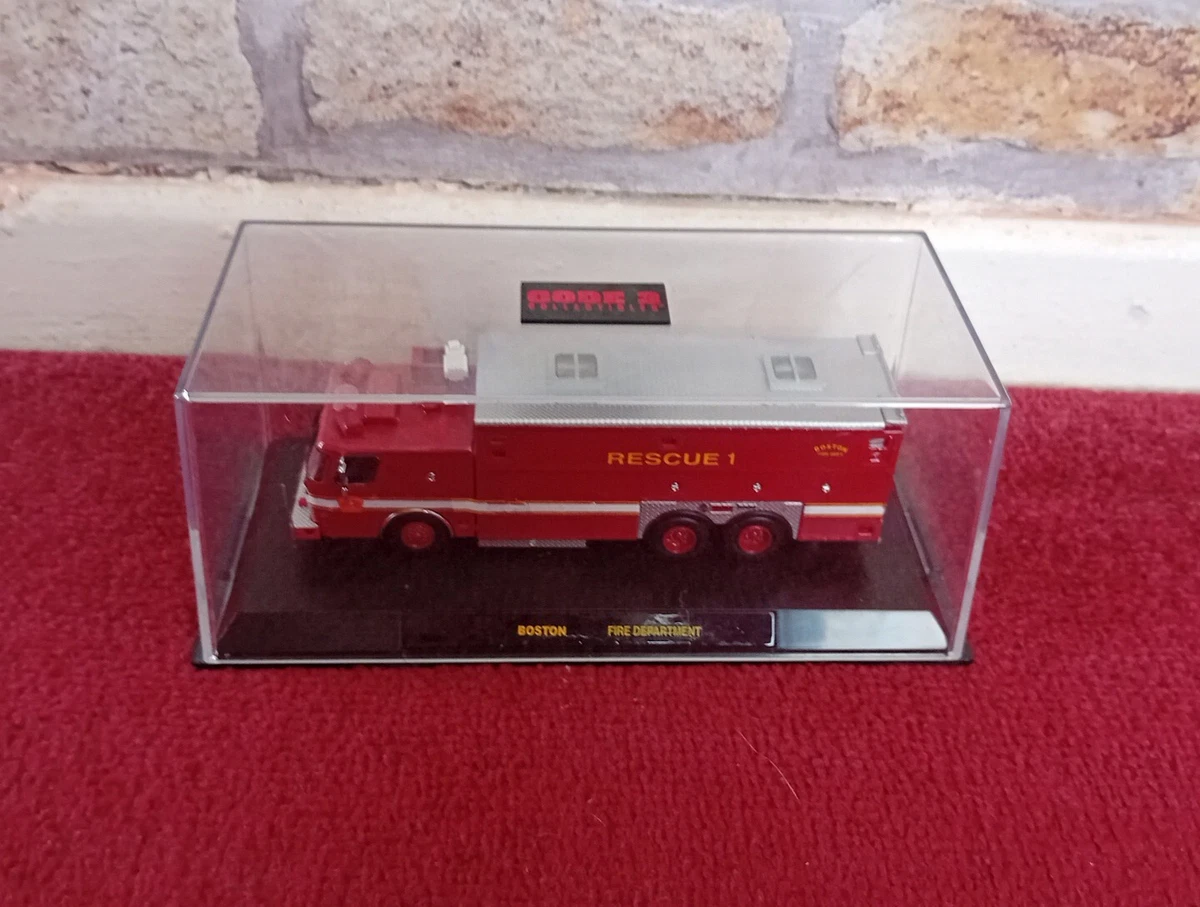 代码3/1:64 比例压铸消防车| eBay
