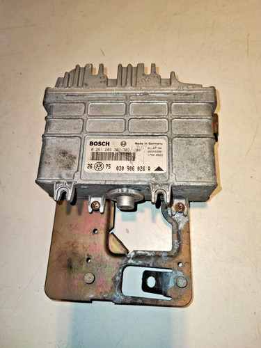Steuergerät Motor für VW GOLF III 3 (1H1) 1,4 0261203302 030906026R BOSCH Halter