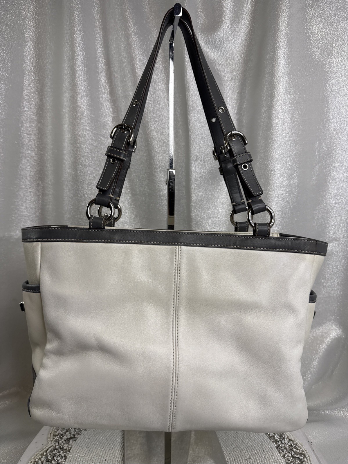 Coach East West Gallery Leather White & Grey Pleated Tote Handbag Purse