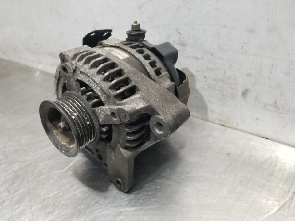 03 2003 TOYOTA LAND CRUISER 4.7L ALTERNATOR 130 AMP - Image 4 of 4