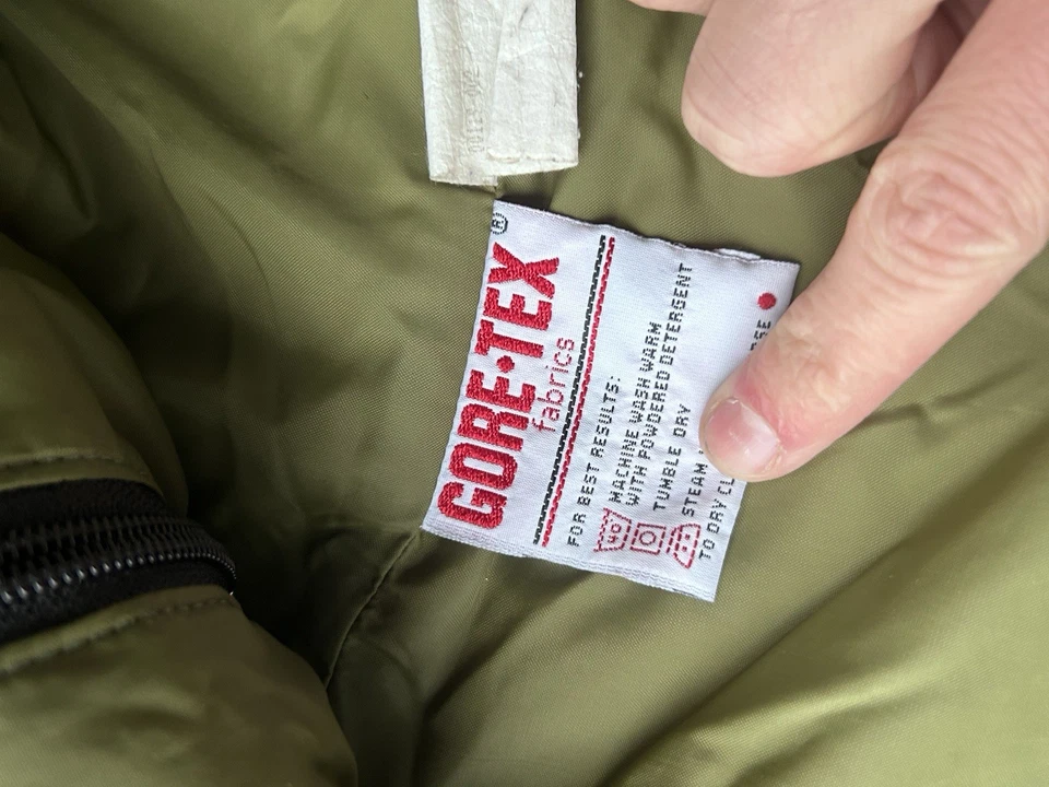 Raven Industries Camo Jacket Mens Large GoreTex Cold Weather Woodland 80’s 90’s - Image 3 of 4