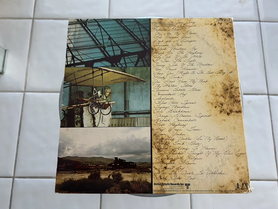 1972 NITTY GRITTY DIRT BAND w/Doc Watson, etc. 3-LP Will The Circle Be Unbroken - Image 4 of 4