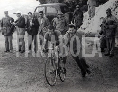 Photo de presse vintage Vélo Giro D'Italia 1956 Charles tirage 21x27 CM