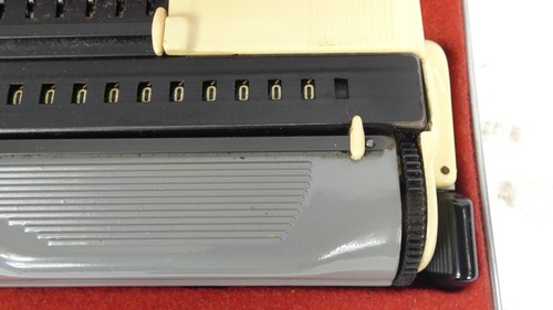 CALCULADORA ALPINA AÑO 1961 RECHENMASCHINE ADDING MACHINE - Imagen 6 de 8