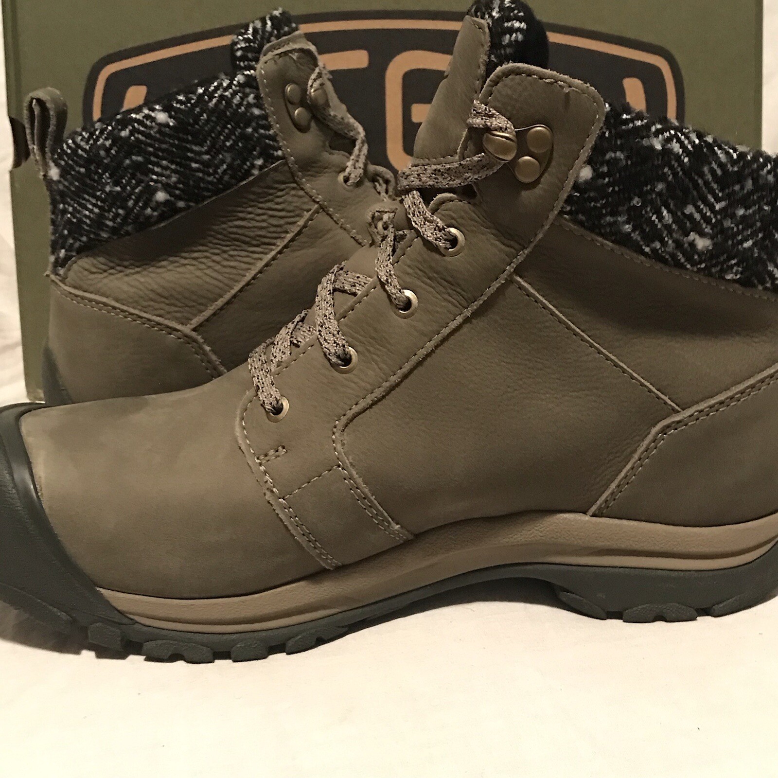 Stivali da neve invernali impermeabili NUOVI KEEN donna taglia 10 M KACI II (2) 1025453