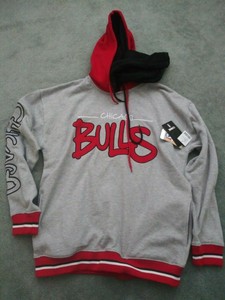 chicago bulls grey sweatshirt