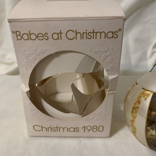 Babes At Christmas VTG 1980 Christmas Ornament Ferrandie Schmid 3rd Edition Orig - Picture 8 of 10