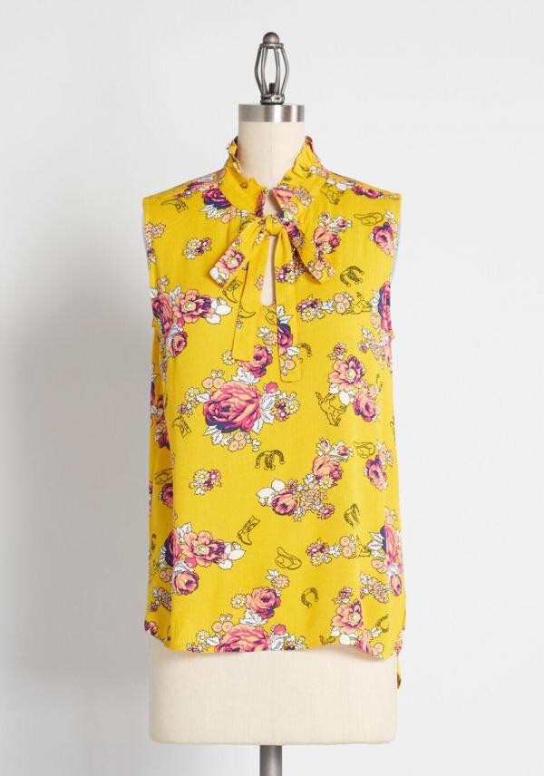 ModCloth Yellow Gold Floral Tie-Neck Sleeveless Blouse in Medium