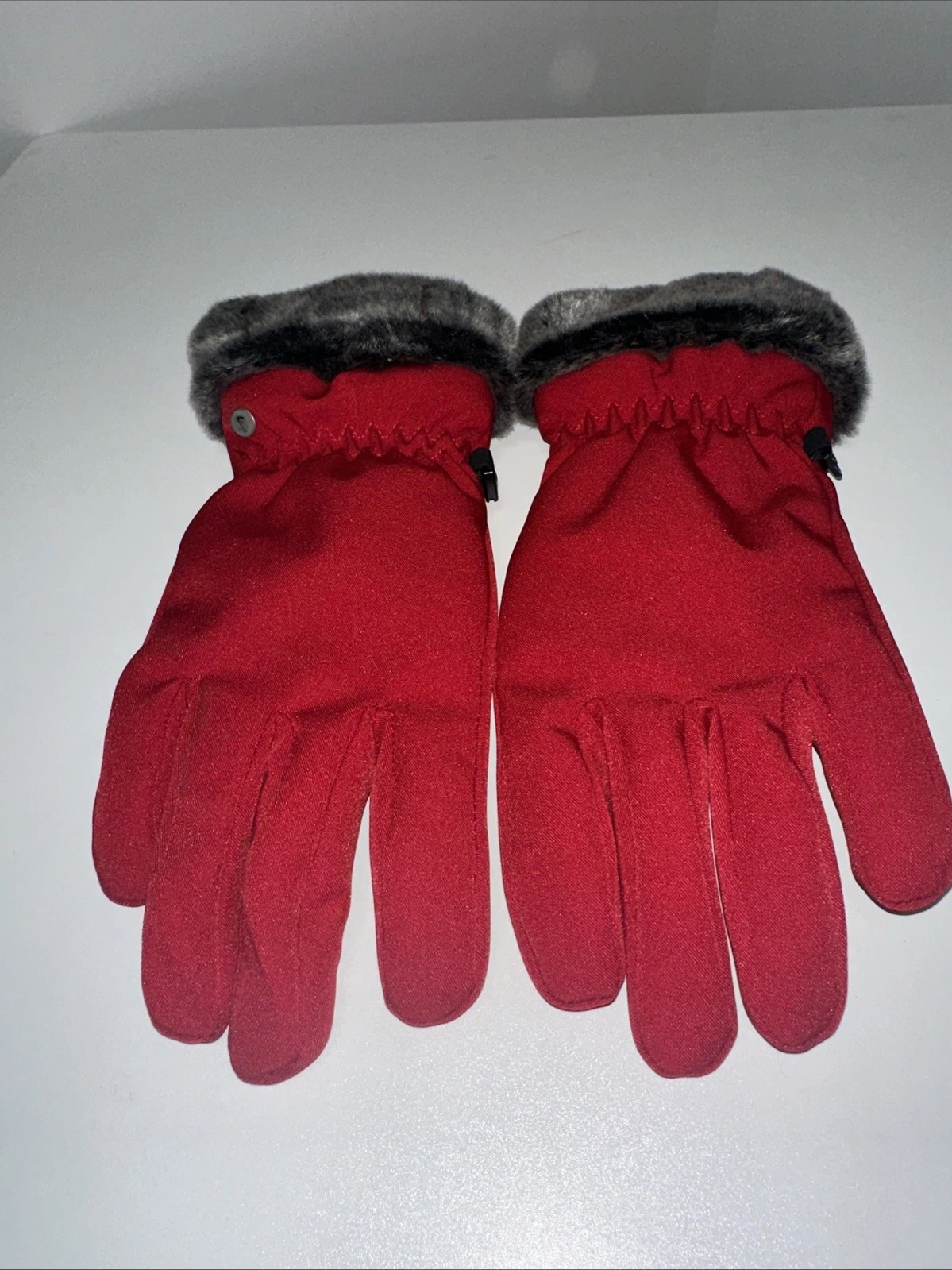 HEAD Red Winter Driving Gloves Women’s M Faux Fur Cuff Touchscreen NWOT Fur Line
