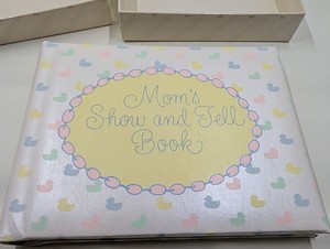 Hallmark Vintage Mother Goose Moms Show-And-Tell Photo Album Brag Book New!