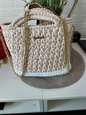 Handtasche