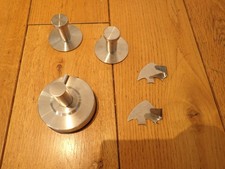 3x Edelstahl-Wandhaken + 2x zusätzliche Edelstahl-Halter – modern & massiv