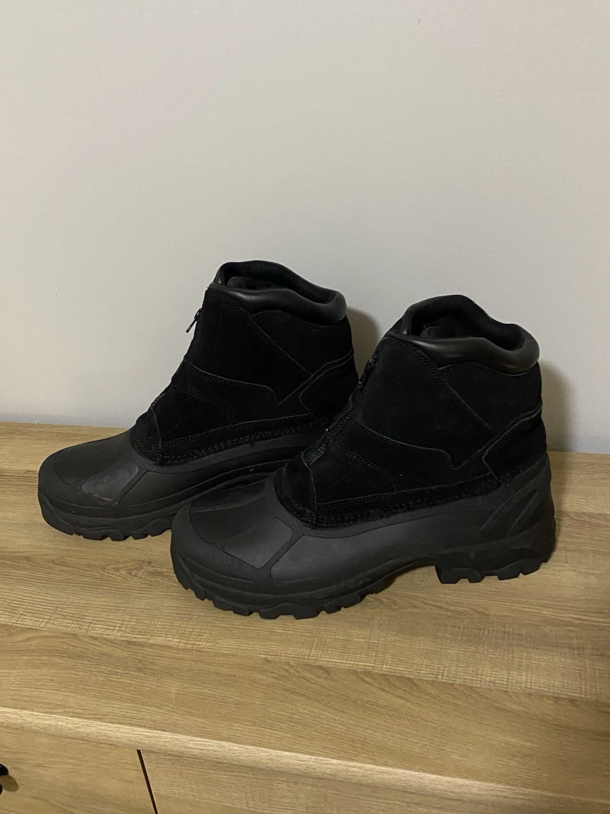 Totes Men’s Black Ankle Leather Zip Front Winter Insulated Boots Size 13