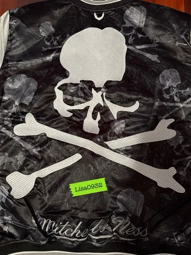 🔥100% Mitchell & Ness x Mastermind World Satin Varsity Jacket Size Large (L)🔥 image 2