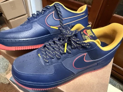 Nike Air Force 1 Retro Lettering DS with replacement box. Sz 9.5 HV5752-410