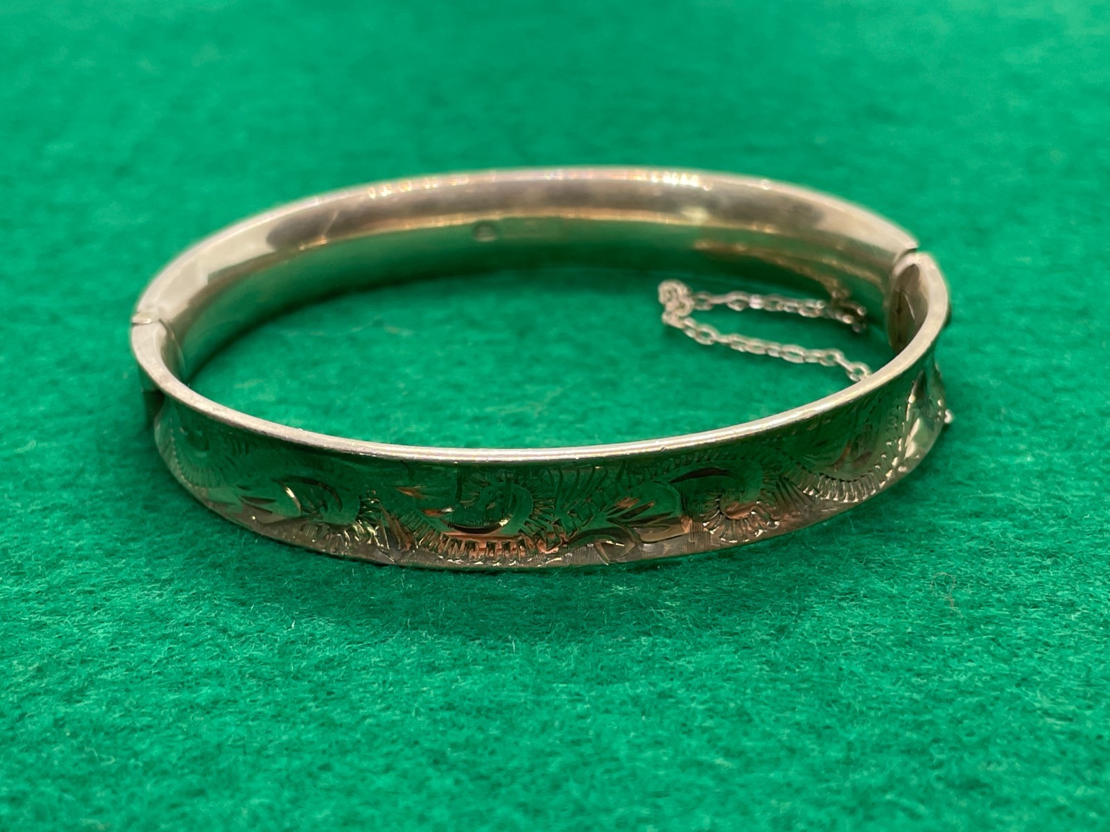 STERLING SILVER HINGED ENGRAVED BANGLE BRACELET 3… - image 2