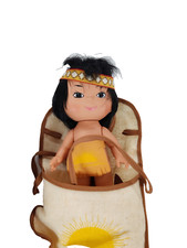 BAMBOLA MINI WINNETOU-FURGA.