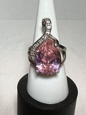Stunning Silver Fashion Ring W/Pink Pear Shapped Stone W/Ribbon Of Cz. Size7. 75