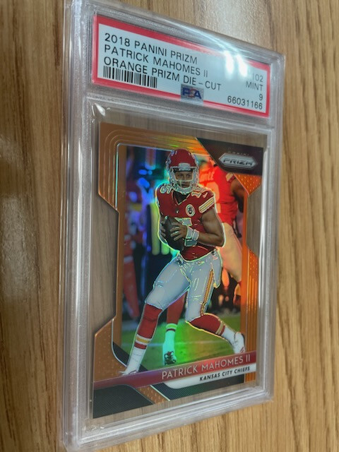 2018 Patrick Mahomes Panini Prizm  #102 Orange Die-Cut /249 PSA 9  MINT