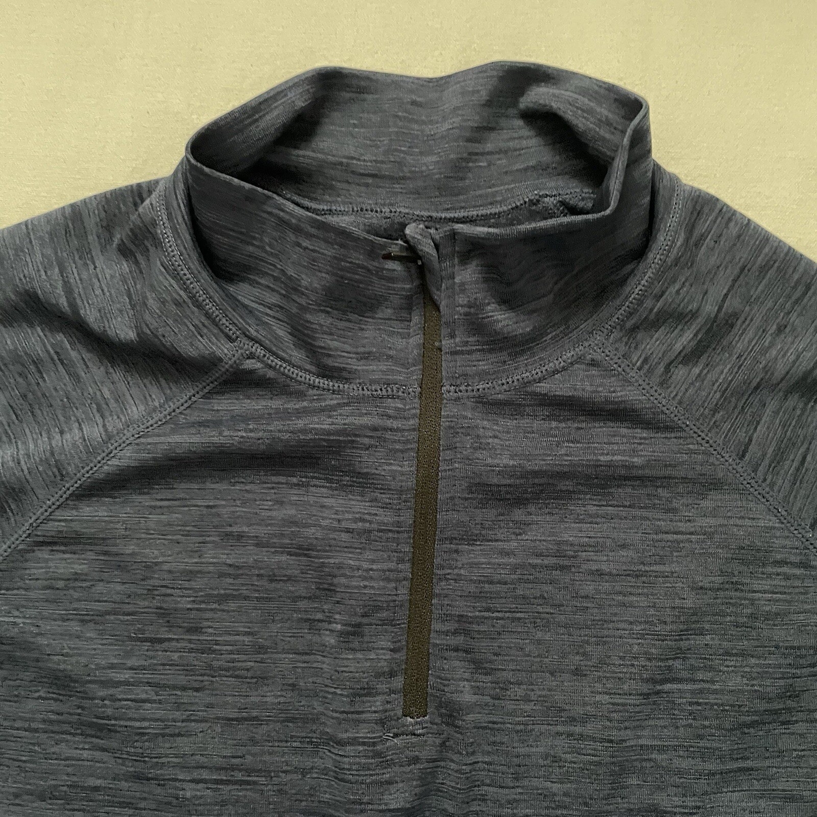 Fabletics Men Pullover MEDIUM Navy BLUE Athletic … - image 4