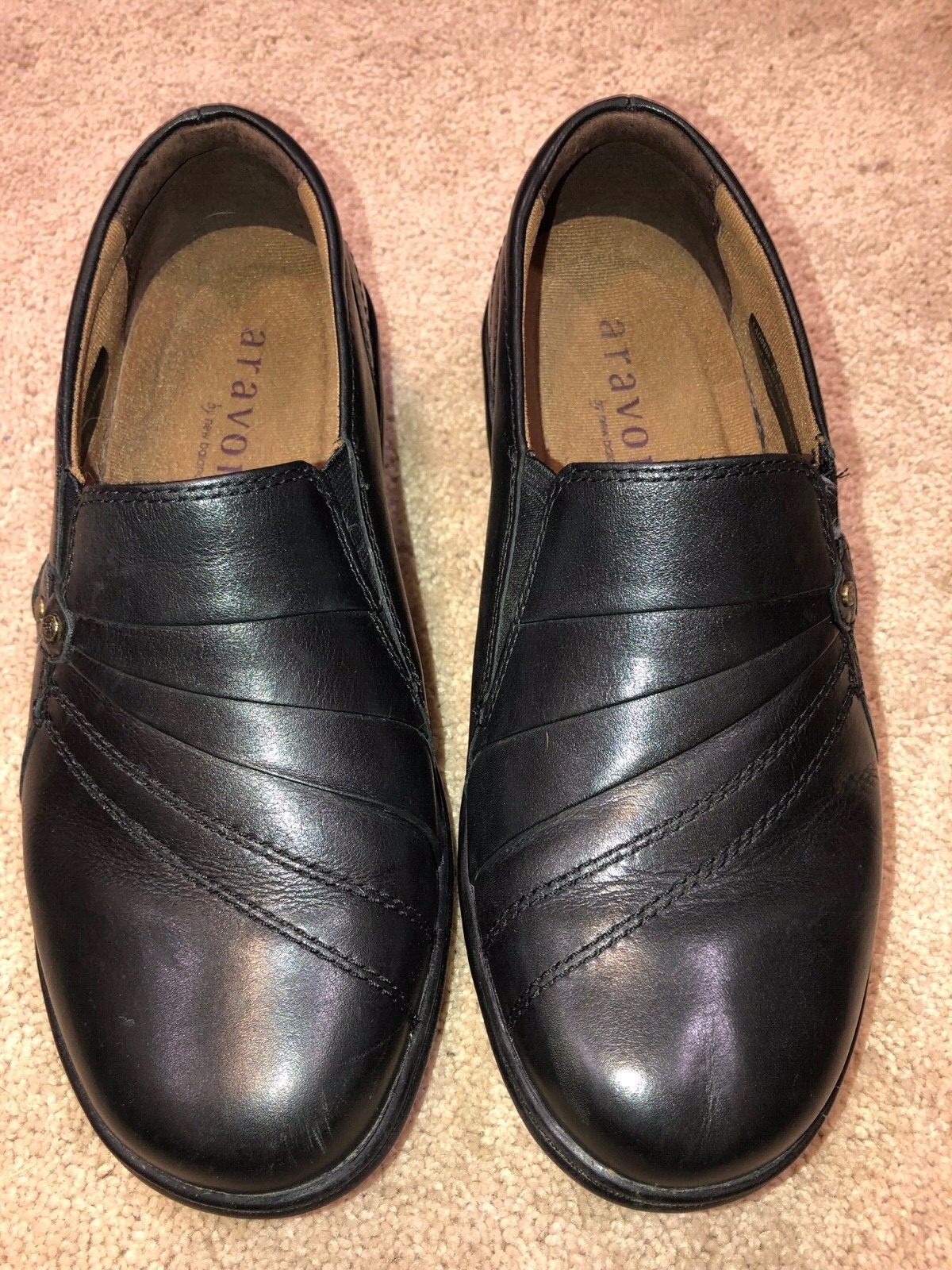 aravon loafers