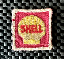 SHELL GAS OIL VINTAGE EMBROIDERED SEW ON ONLY PATCH CLAM SHELL 1 3/4" x 1 3/4"