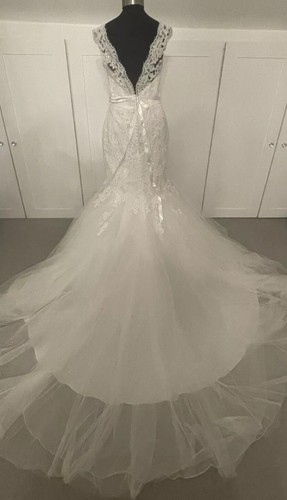 Wedding Dress Fits Size 10 Sparkling Lace Fishtail With DETACHABLE BELT - Picture 12 of 18
