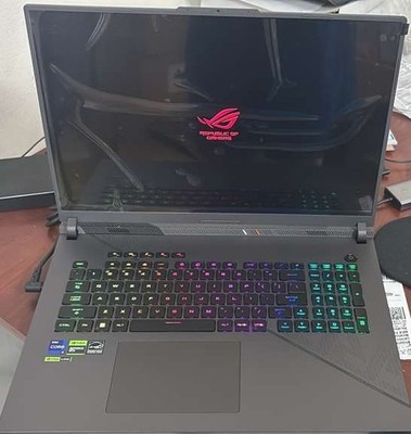 Asus ROG Strix G18 18'' 240Hz QHD+ Intel i9-14900HX 32GB 1TB SSD RTX 4060 W11H GR