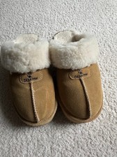 Bearpaw Slippers/Shoes  Retro Loki Iced Coffee  Size 8  Worn a few times