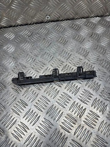 BMW 5 F10 Stoßstangenhalter vorne rechts 7184776 2.00 Diesel 2015 30516229