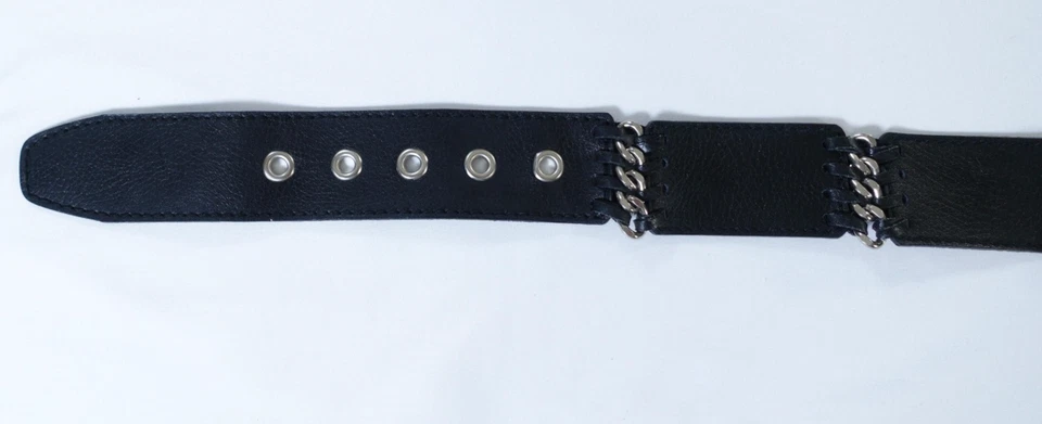 Guess Cinturón Mujer Mediano Negro Cuero Genuino Corsé Cadena Ancha Hebilla Plateada Foto 4 de 4