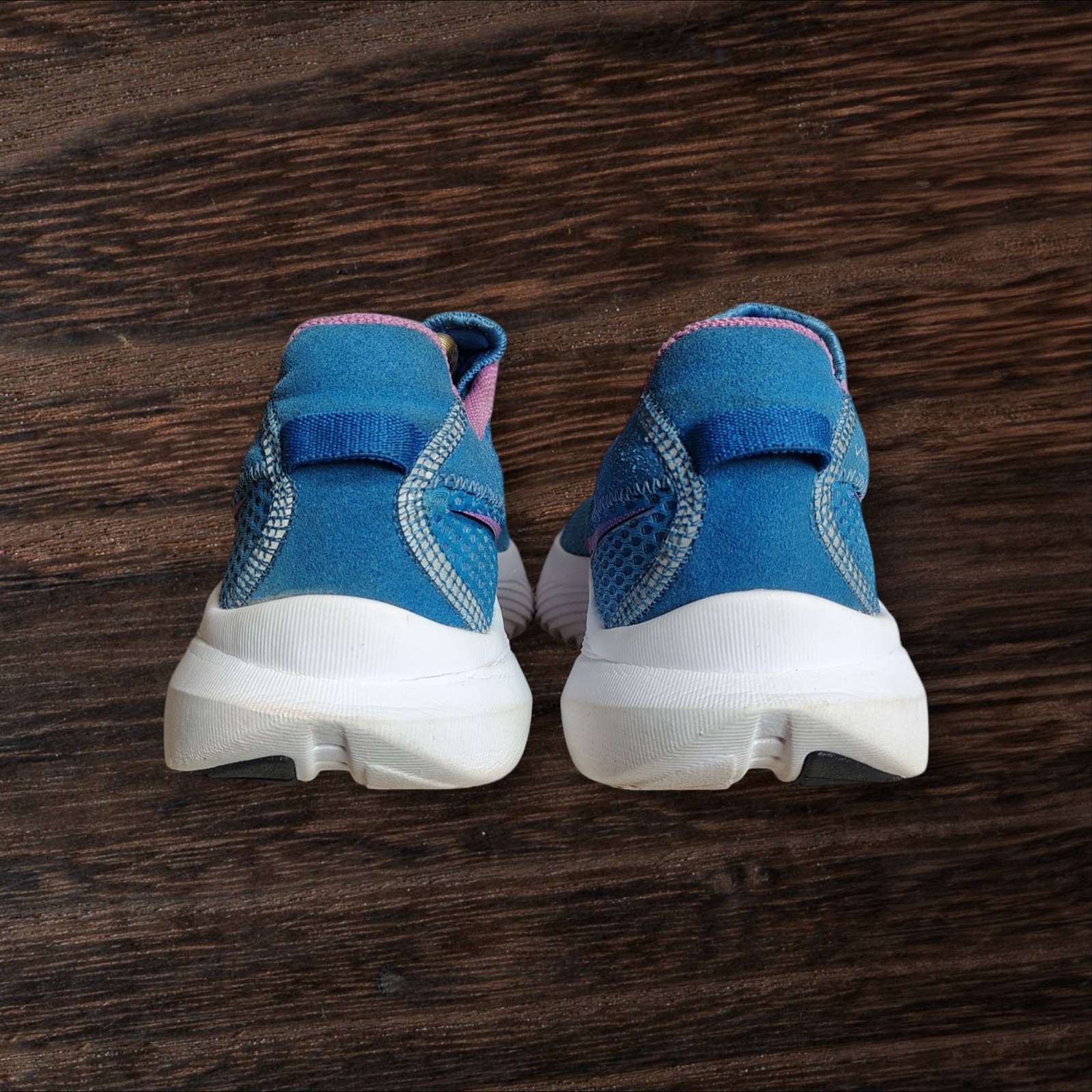 Saucony Kinvara 14 Women's "Bluelight Grape" Lace up Running Sneakers Size 7.5 thumbnail 6