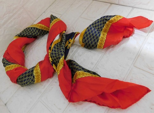 Scarf 100% Pure Silk Vintage Women (1193) 88cm x 88cm - Picture 4 of 4
