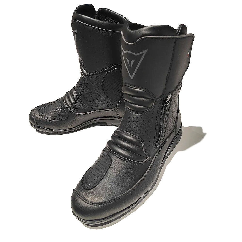 Dainese Nighthawk D1 Gore-Tex Low Motorcycle Touring Boot 001