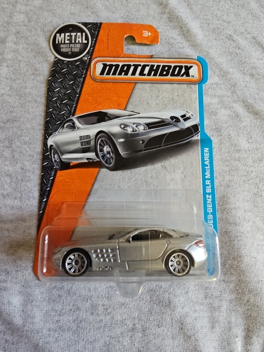 2017 Matchbox MERCEDES-BENZ SLR MCLAREN Silver 29/125 GREAT CARD
