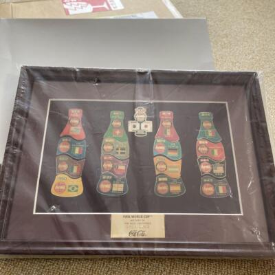 2002 FIFA WORLD CUP Coca-Cola 記念ピン 2002 FIFA WORLD CUP JAPAN 1729/2002 COCA COLA PIN BADGE Frame Set