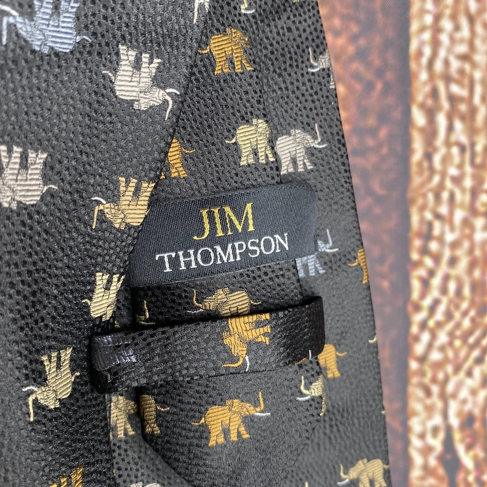 Corbata para hombre Jim Thompson azul marino bronceado estampado de elefante 100 % seda usada en excelente estado Foto 2 de 3