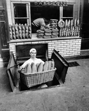 1947 Bleeker Street BAKERY New York  PHOTO  (227-O)