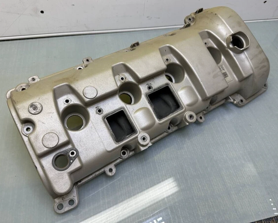 2012-2014 PORSCHE CAYENNE 4.8L LEFT DRIVER ENGINE CYLINDER HEAD W/ COVER OEM — 第 2/4 张图片