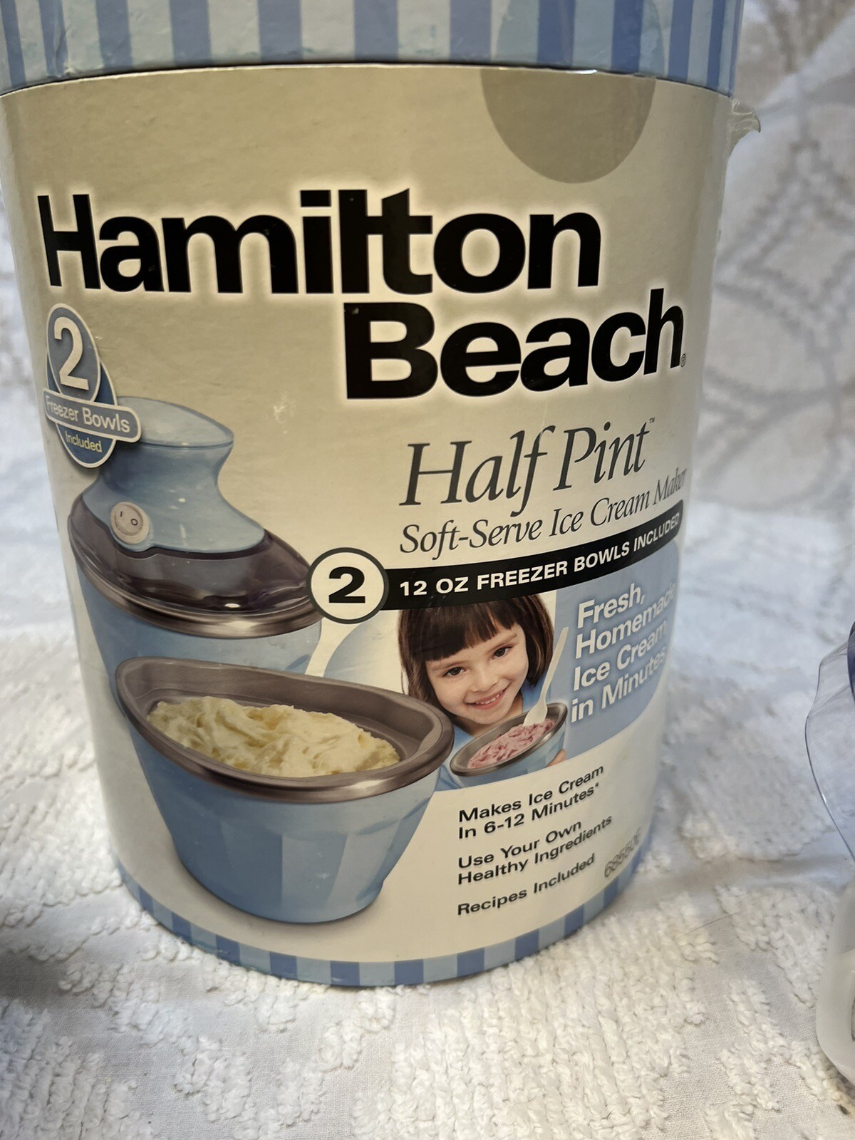 Hamilton Beach Half Pint Ice Cream Maker Blue 2 Freezer Bowls W/ Recipes 68550E