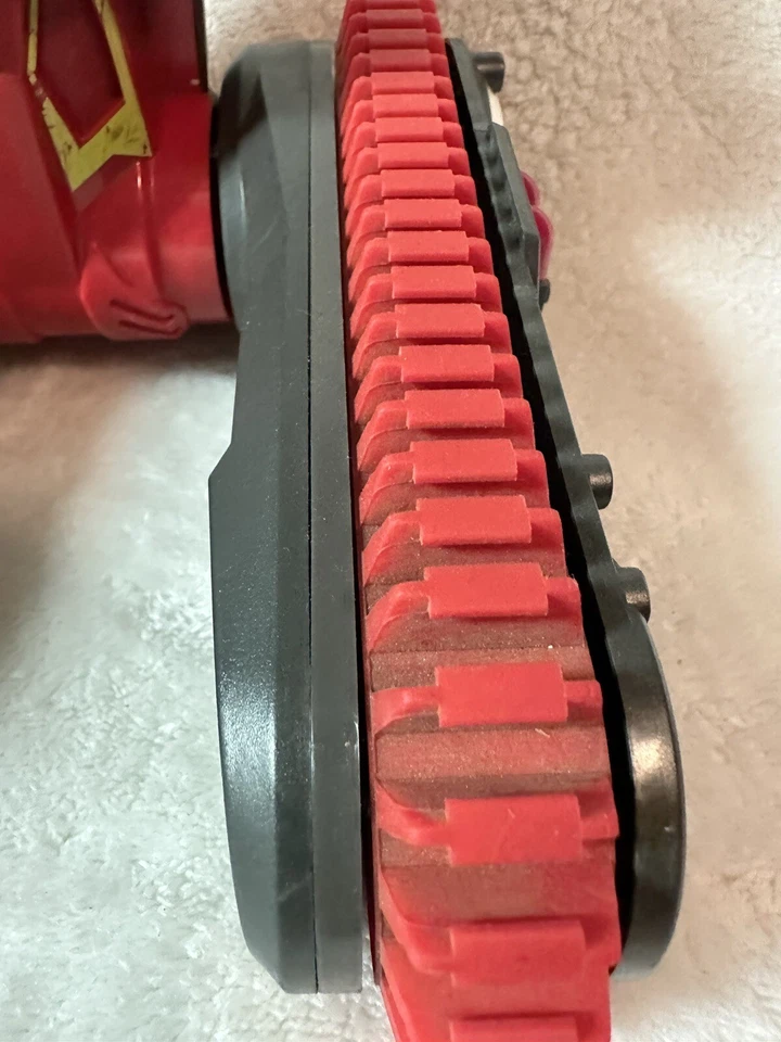 AIRHOGS ROBO TRAX ALL TERRAIN TRANSFORMING Tank Toy (No Remote) - Image 4 of 4