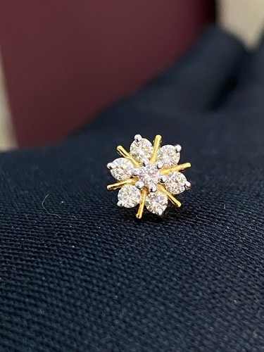 0,30 Cts Rotondo Brillante Taglio Naturale Diamanti Naso Borchie 18K Oro giallo - Foto 6 di 9