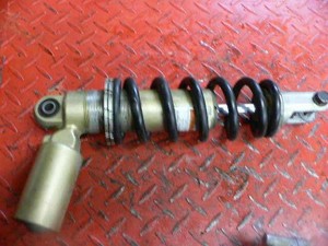 99-Kawasaki-ZX-7R-Rear-Shock-Assembly