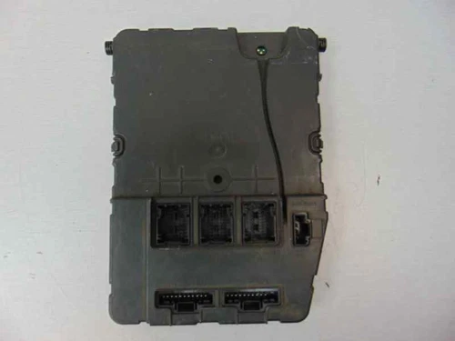 8200305575 Porta Fusibili per RENAULT MEGANE II BERLINA 5P 2003 182277 - Foto 1 di 3