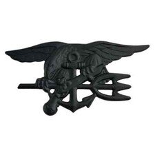GENUINE U.S. NAVY SEALS TRIDENT BADGE SPECIAL WARFARE REGULATION BLACK METAL