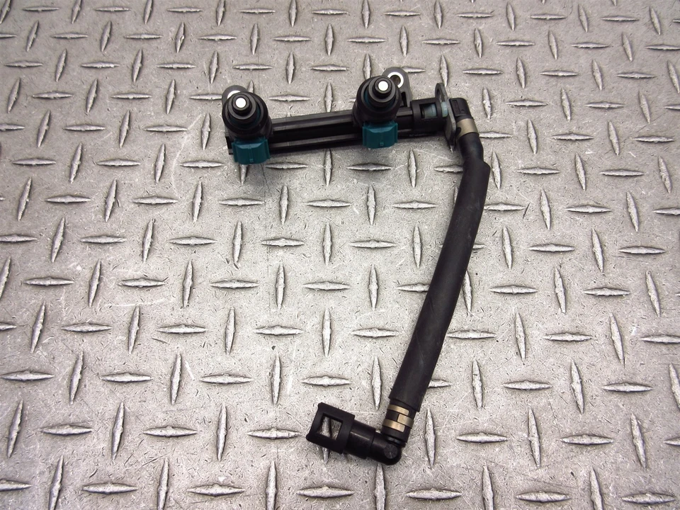 Honda CTX700 CTX700N 2015 14-17 OEM inyectores de combustible chorros de gas manguera de riel Foto 3 de 4