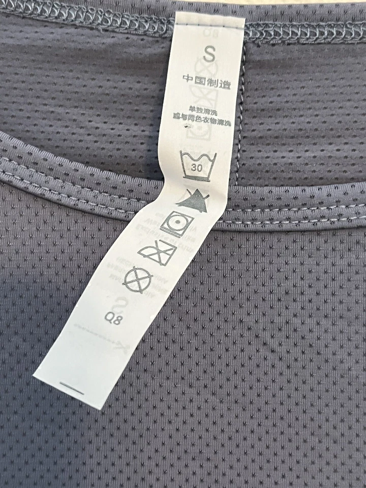 Ever Athlete Mujer Entrenamiento LS Corte Espalda Talla Pequeña Gris Foto 2 de 3